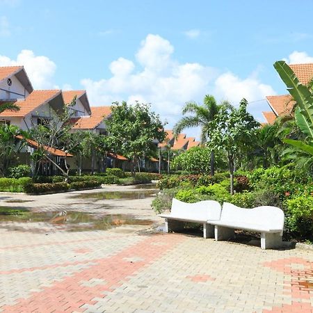 Capital O Twilight Bay Hotel Chennai Ngoại thất bức ảnh