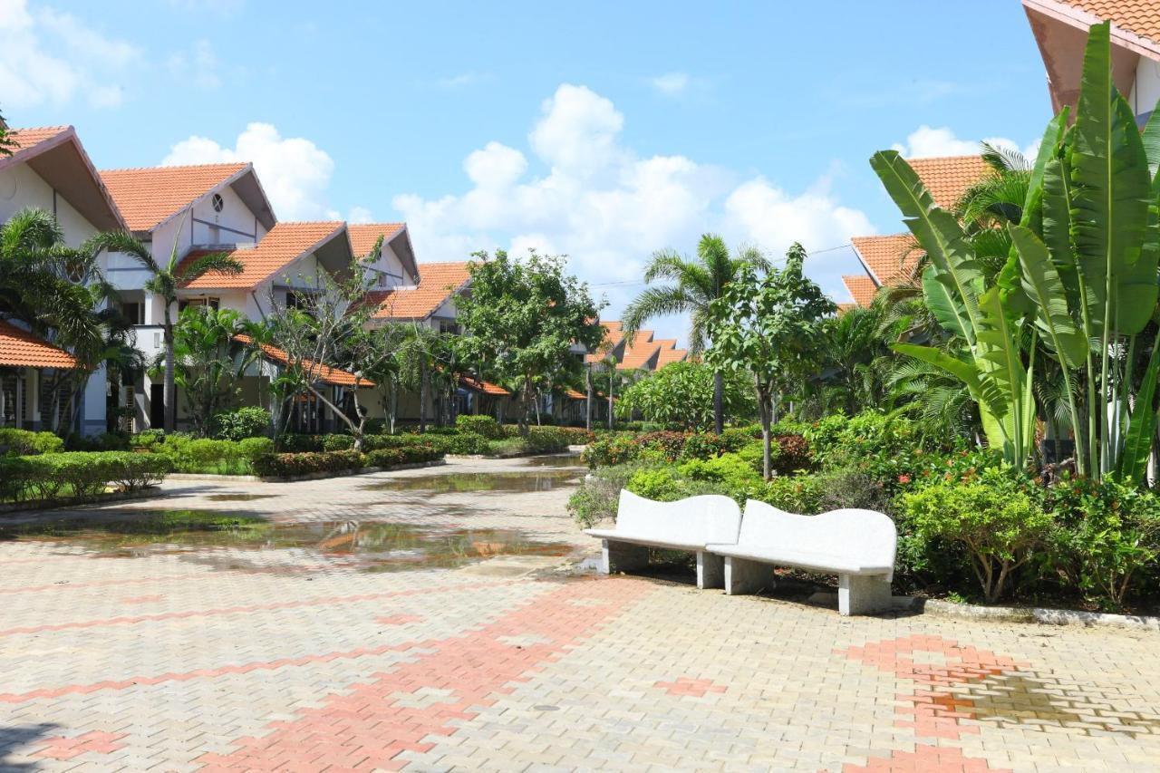 Capital O Twilight Bay Hotel Chennai Ngoại thất bức ảnh
